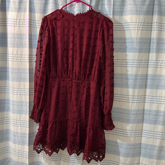 Lust or Love Wine Red Embroidered Lace Long Sleeve Dress Size Small - Picture 9 of 12